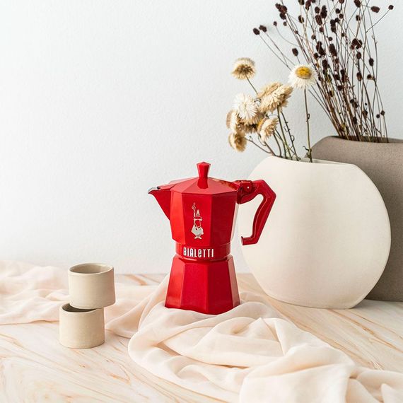Гейзерная кофеварка MOKA EXPRESS Exclusive на 6 чашек, красная, алюминий, Bialetti, изображение 4